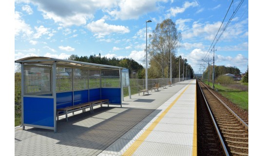 Stacja kolejowa w Mostach